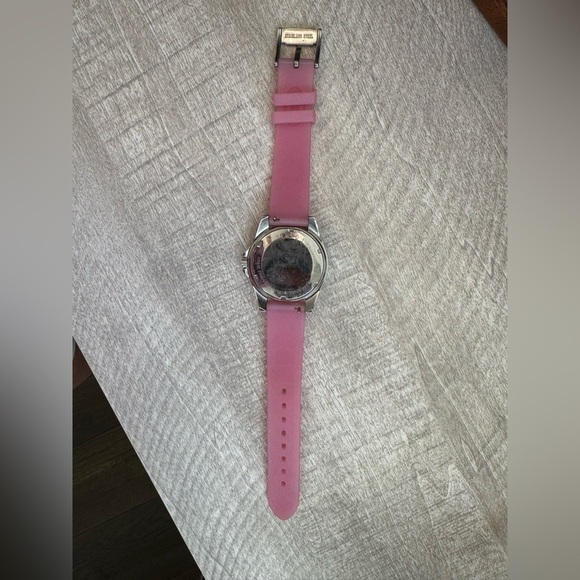 Fossil Pink Watch with Silver Details - Picture 9 of 9